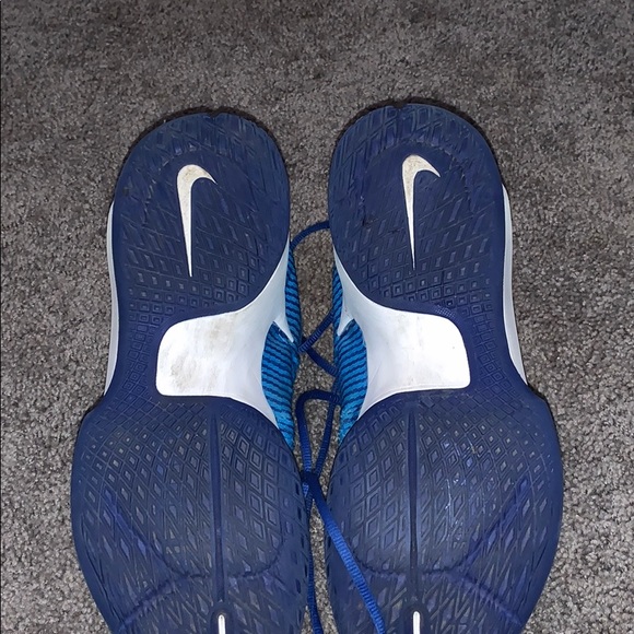 Nike men’s basketball shoes zoomclearout. - Picture 4 of 4